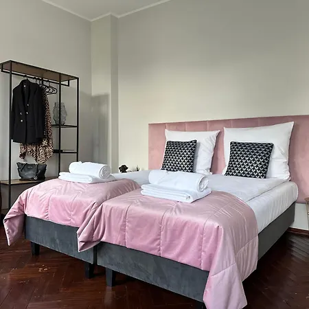 Ga Apartment *