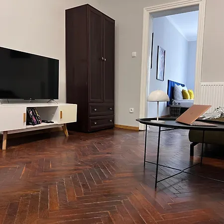 Ga Apartment *